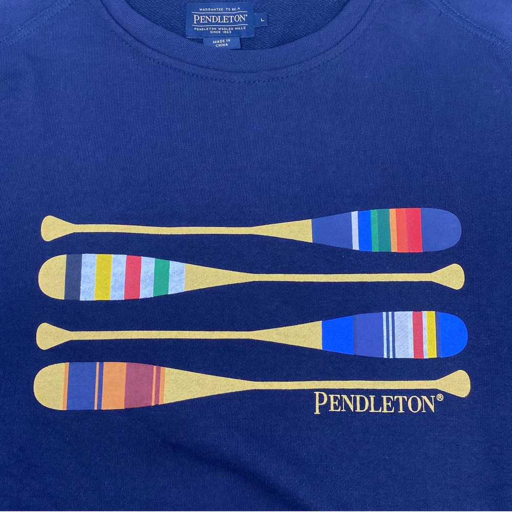Pendleton Large Navy Blue Pullover‎ Long Sleeve Pockets Graphic Sweater